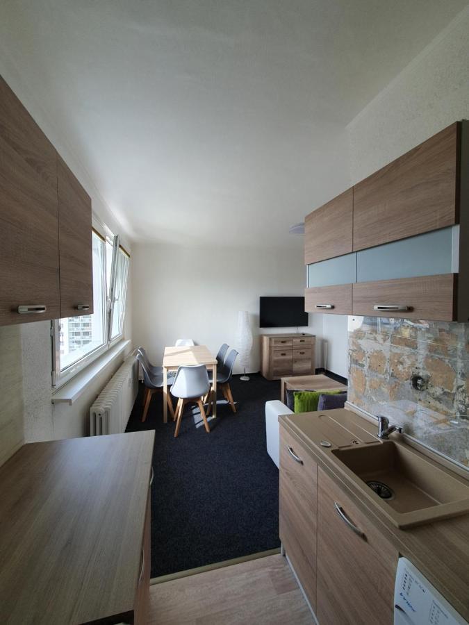 Pronájem Apartmánu V Tanvaldu Esterno foto